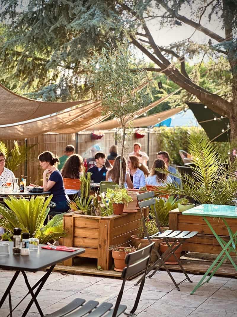 Restaurant Le Jardin de Lagrave à Ambarès-et-Lagrave, France
