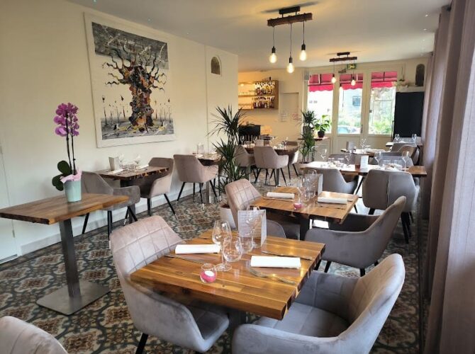 Restaurant Le Jardin de Maubuisson à Saint-Ouen-l'Aumône, France