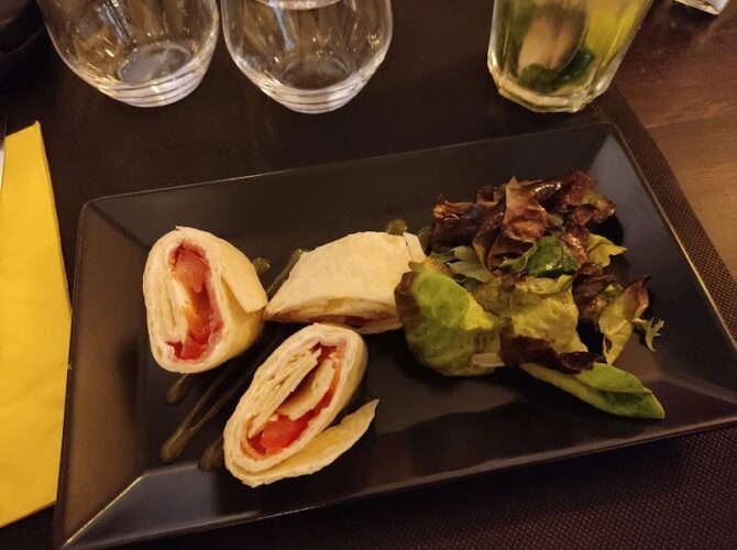 Restaurant Le jardin à Falaise, France