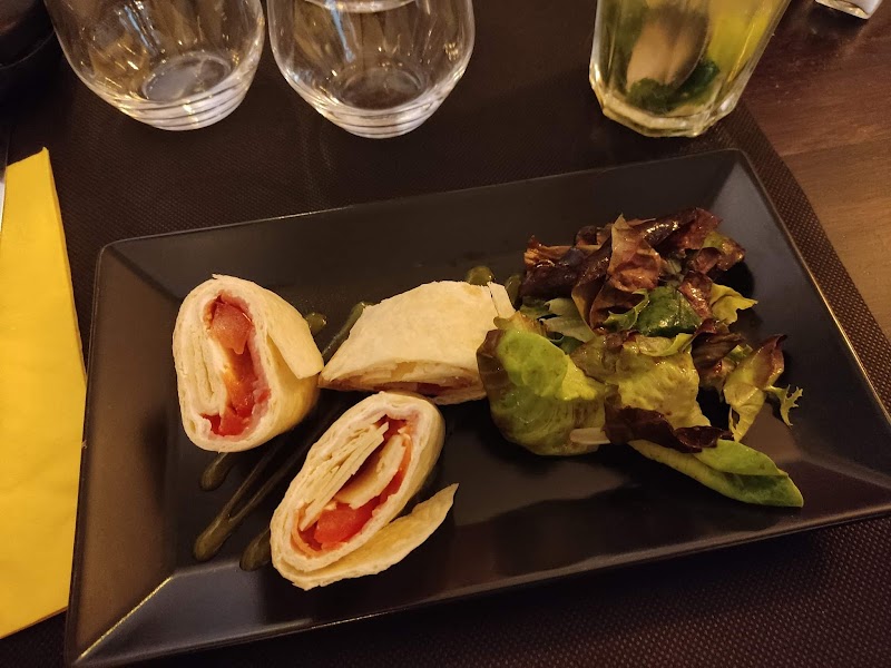 Restaurant Le jardin à Falaise, France