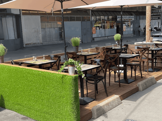 Restaurant Le jaures à Saint-Ouen-sur-Seine, France