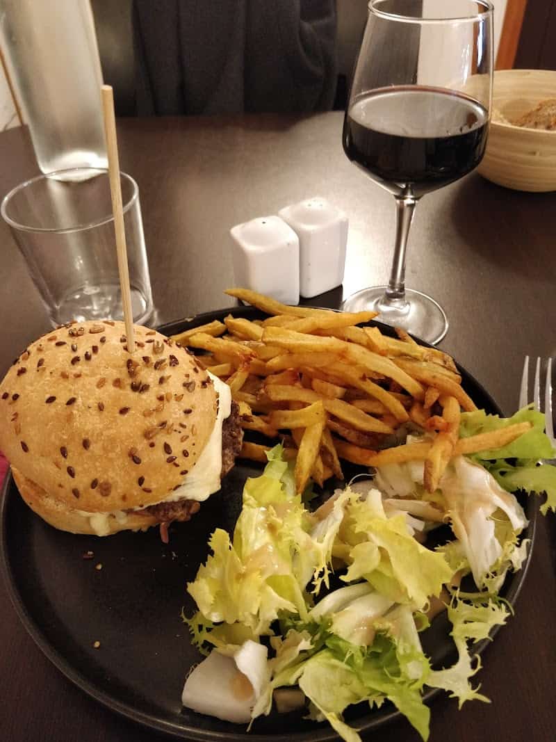 Le Juliano – Hôtel Restaurant Brasserie à Carbon Blanc à Carbon-Blanc, France