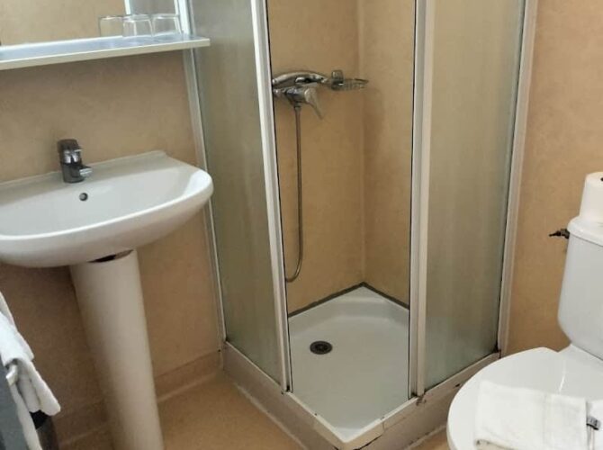 Le Juliano – Hôtel Restaurant Brasserie à Carbon Blanc à Carbon-Blanc, France