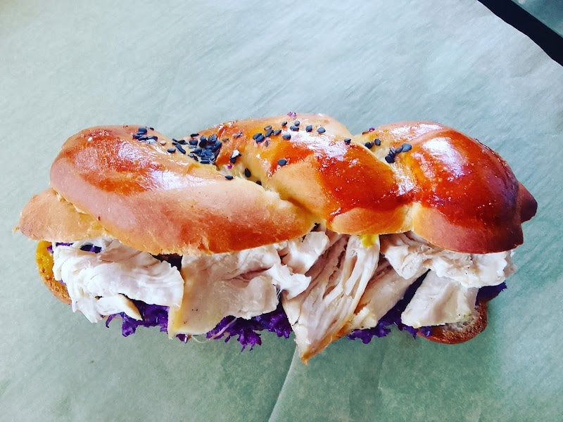 Restaurant Le Local à Saint-Ouen-sur-Seine, France