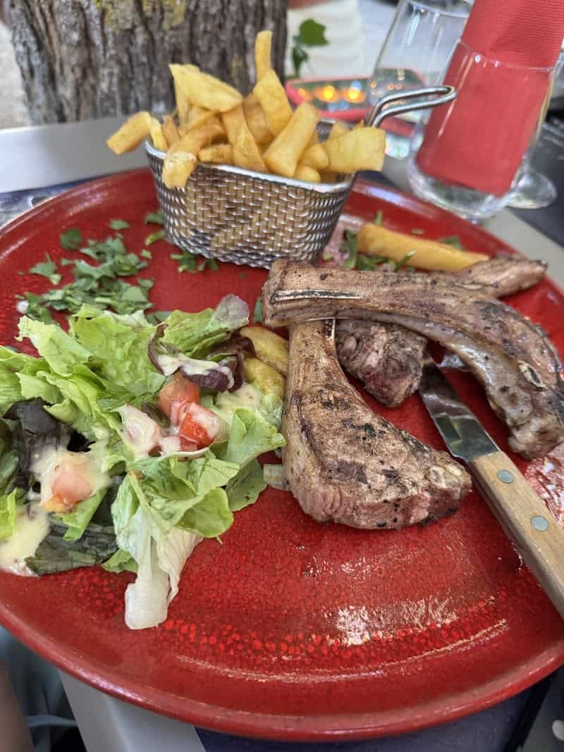 Restaurant Le Mas de Meyreuil à Meyreuil, France