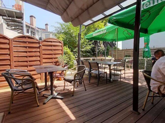 Restaurant Le Mazarin à Chilly-Mazarin, France