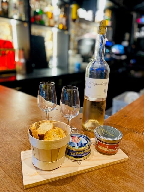 Le Michelet Café Bar/Restaurant à Saint-Brieuc, France