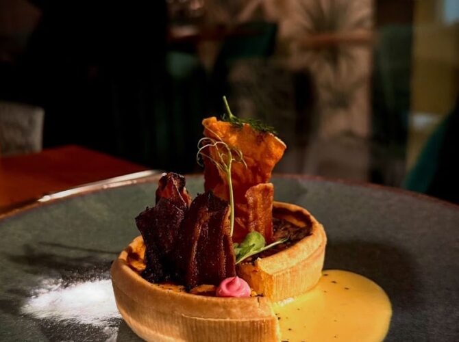 Restaurant Le Monument à Lens, Suisse