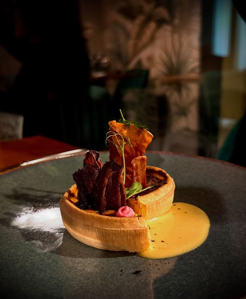 Restaurant Le Monument à Lens, Suisse