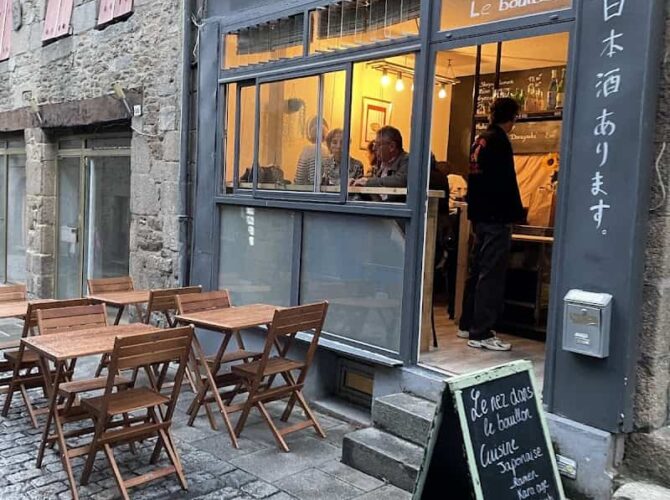 Restaurant Le Nez dans le Bouillon à Dinan, France