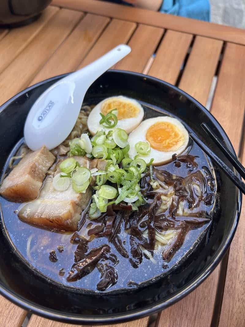 Restaurant Le Nez dans le Bouillon à Dinan, France