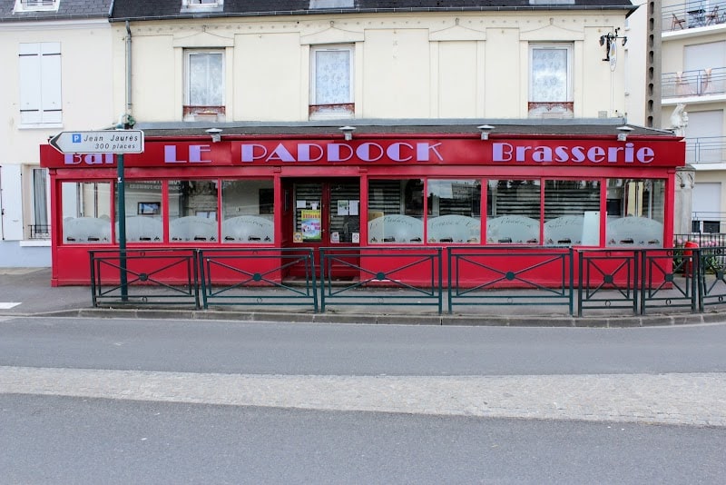 Restaurant Le Paddock à Pontoise, France