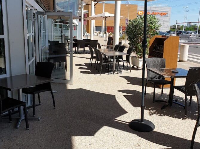 Restaurant Le Paris-Dieppe à Éragny, France