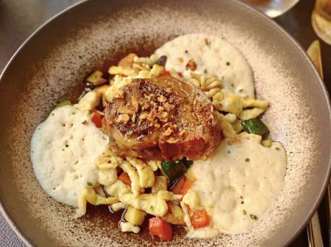 Restaurant Le Pas de Naurouze à Montferrand, France