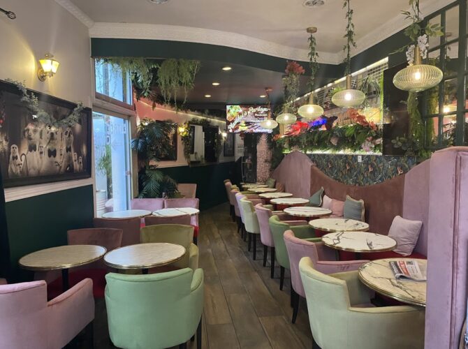 Restaurant Le Pere Moustache à Saint-Brieuc, France