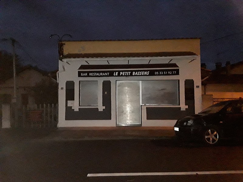 Restaurant Le petit bassens à Bassens, France