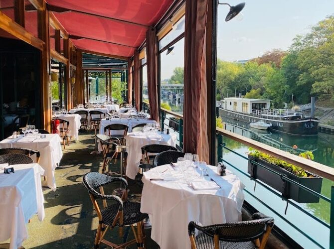 Restaurant Le Petit Poucet à Levallois-Perret, France