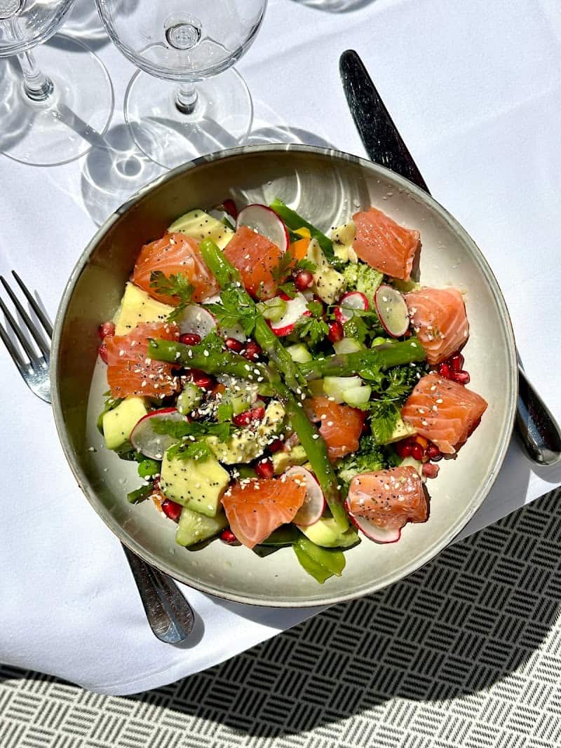 Restaurant Le Petit Poucet à Levallois-Perret, France