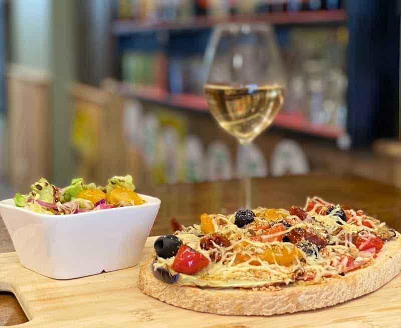 Restaurant Le Petit Ragueneau à Lésigny, France