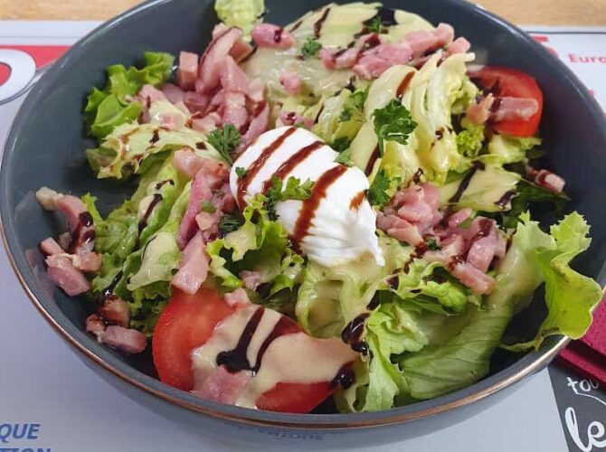 Restaurant Le petit resto à Sermaise, France