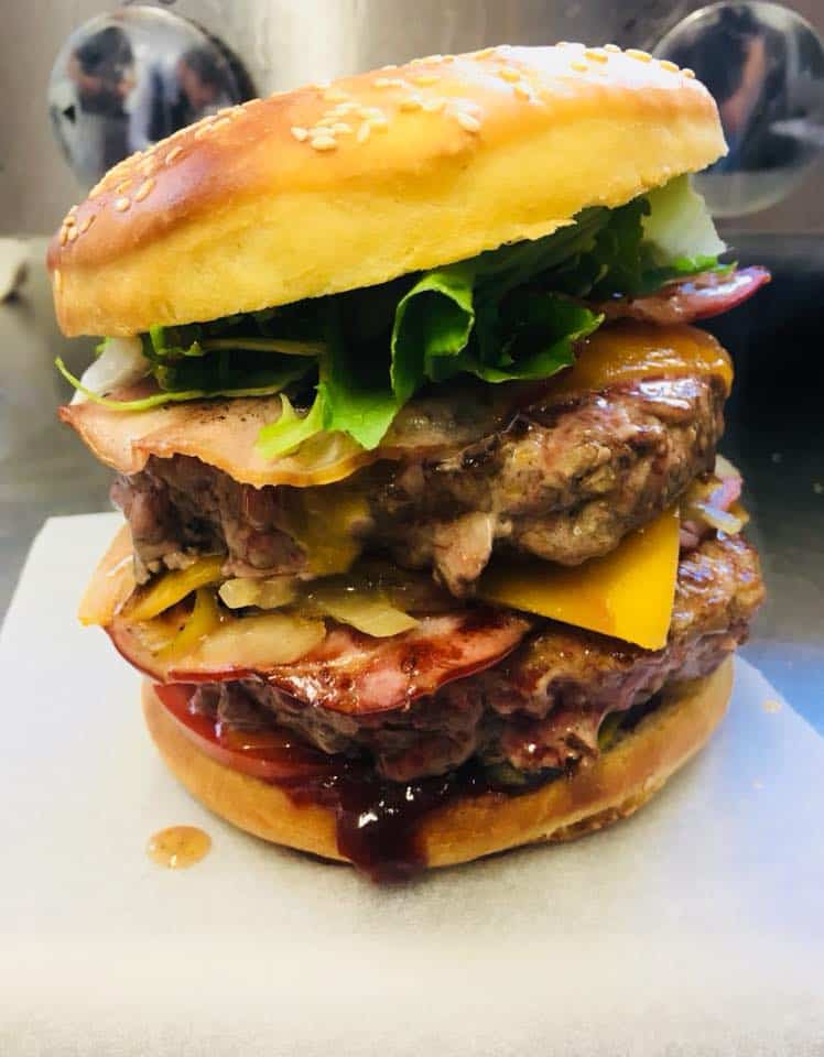 Restaurant Le Pitz-Burg à La Ferté-Alais, France