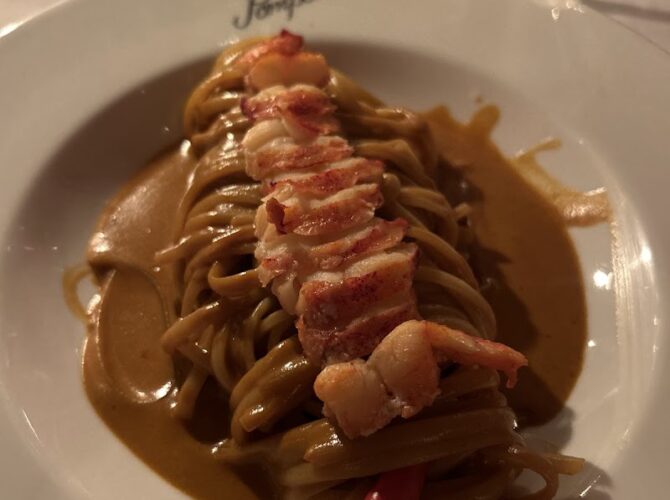 Restaurant Le Pompon à Paris, France