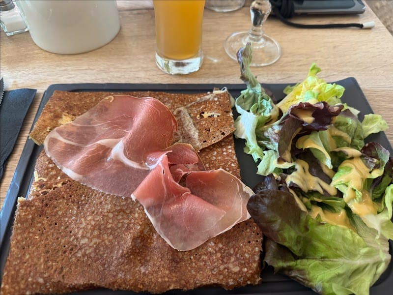 Restaurant Le Pont Aven à Saint-Mihiel, France