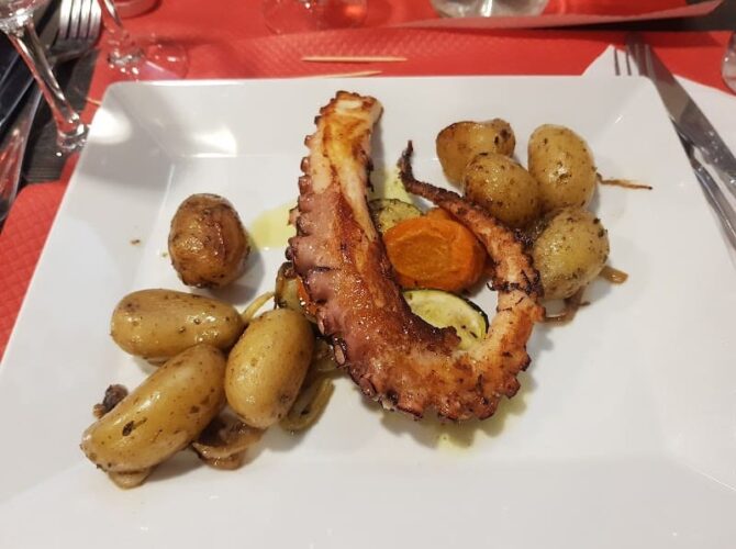 Restaurant Le Porto Moniz à Arnouville, France