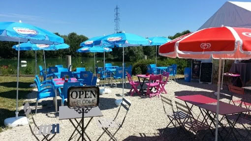 Restaurant Le p’tit resto au bord de l’eau à Épernay, France