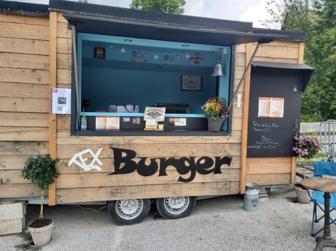 Restaurant Le Pub par Tex Burger à Habère-Poche, France