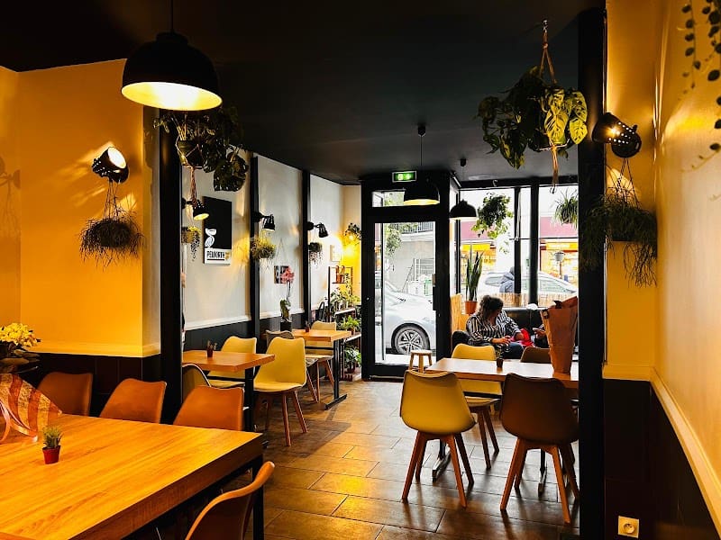 Restaurant Le QG Levallois à Levallois-Perret, France