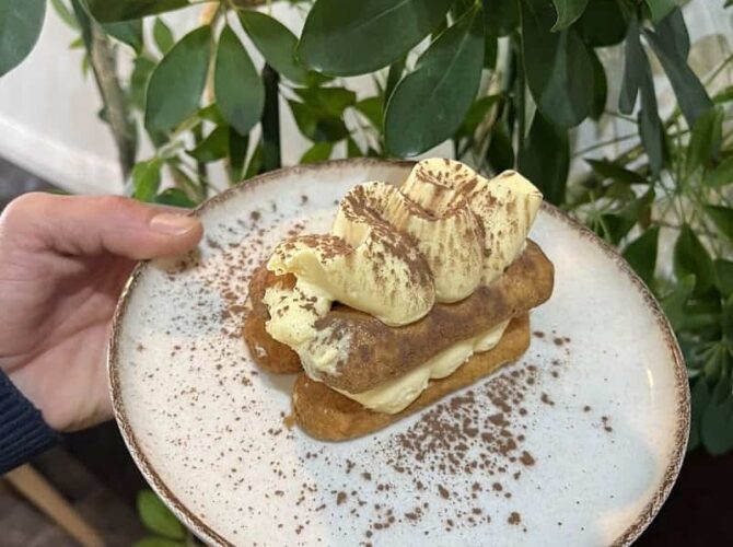 Restaurant Le QG Levallois à Levallois-Perret, France