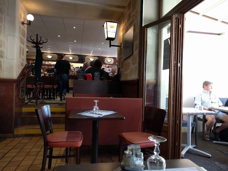 Restaurant Le Relais de la Ferte à La Ferté-Alais, France