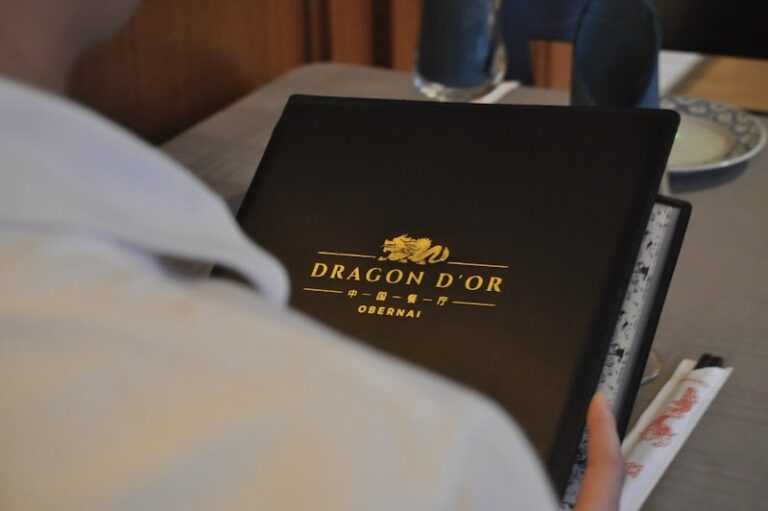 Le Restaurant Dragon d’Or OBERNAI à Obernai, France — photo 1