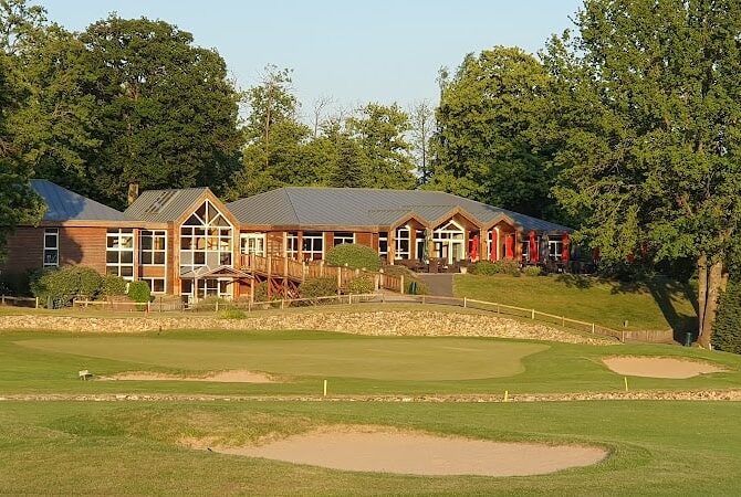 Le Restaurant du Golf à Forges-les-Bains, France