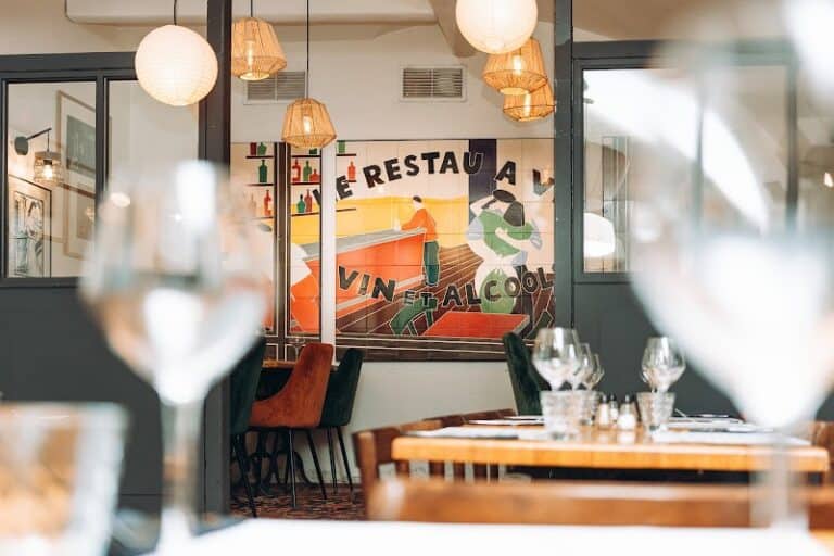 Restaurant Le Restô à Vins à Quimper, France — photo 1