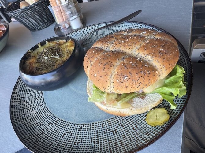 Restaurant Le Riva à Bordeaux, France