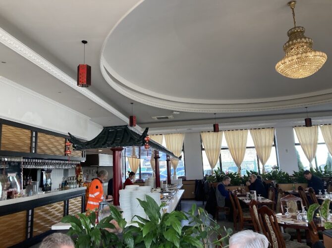 Restaurant Le Royal De Vigneux à Vigneux-sur-Seine, France