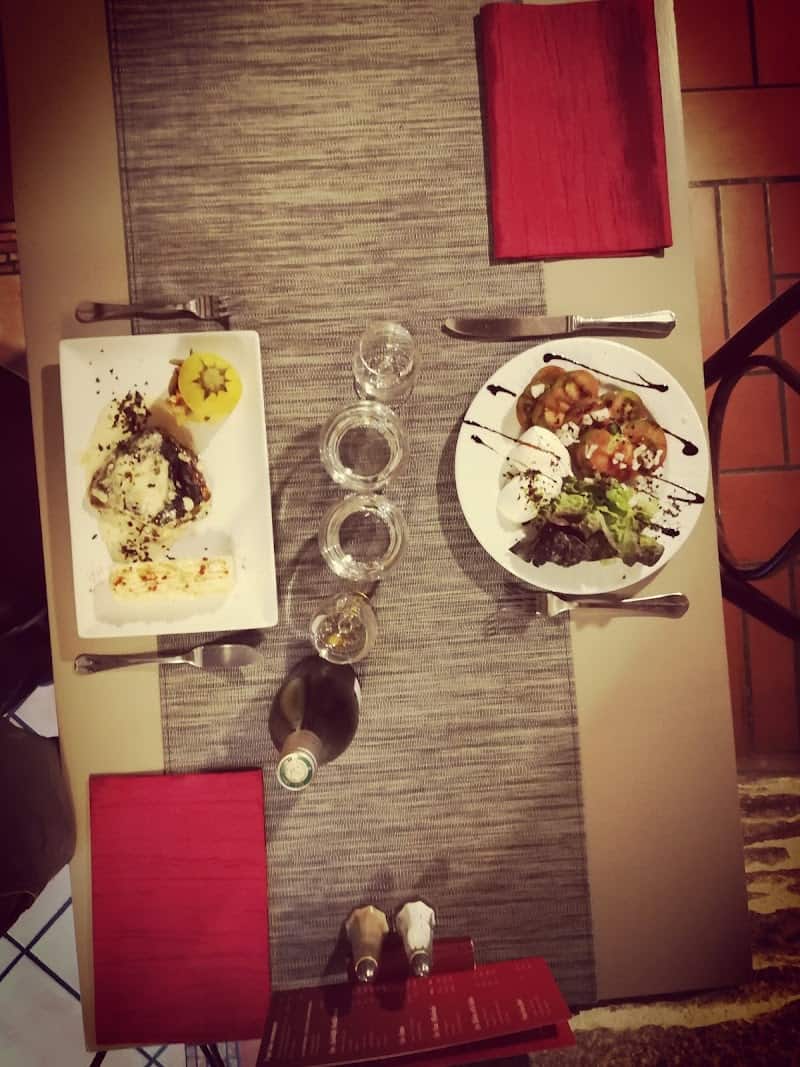 Le Saint Louis : Restaurant en Centre-Ville de Dinan (Repas de Groupe) à Dinan, France