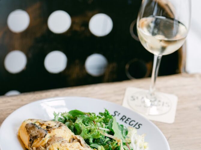 Restaurant Le Saint-Regis – Paris à Paris, France