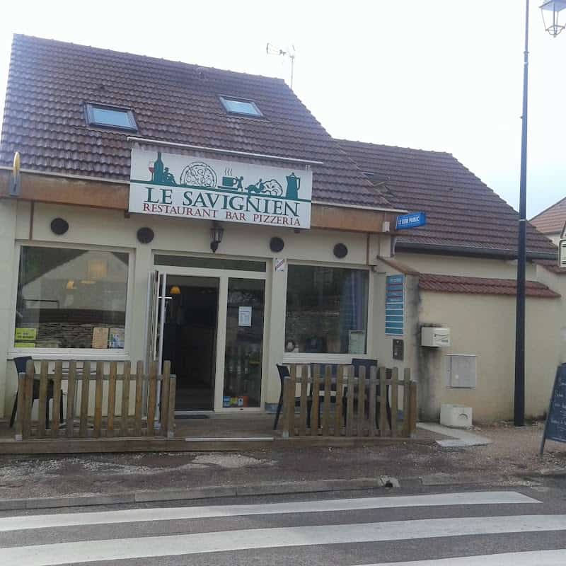 Restaurant Le Savignien à Savigny-le-Sec, France