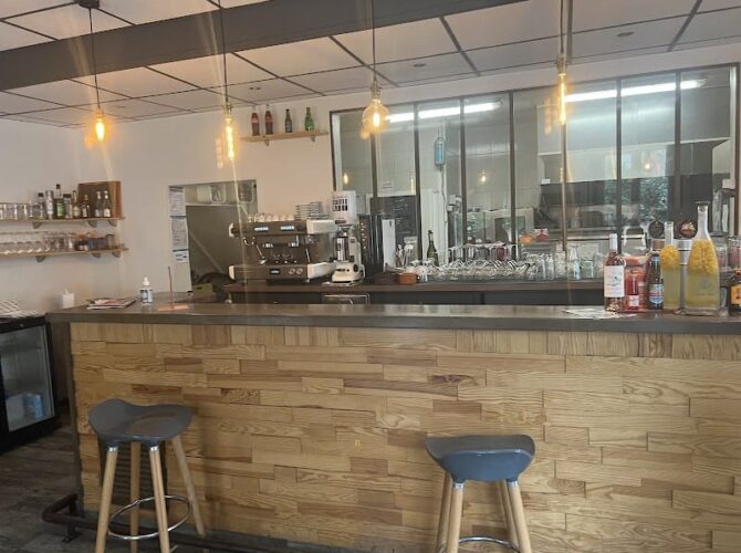 Restaurant Le Terminal à Sathonay-Camp, France