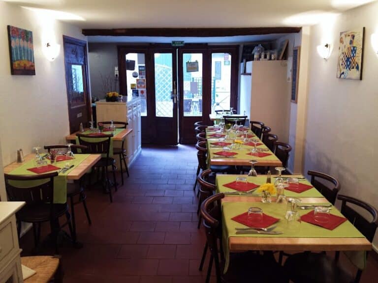 Restaurant Le Trivalou à Carcassonne, France — photo 1
