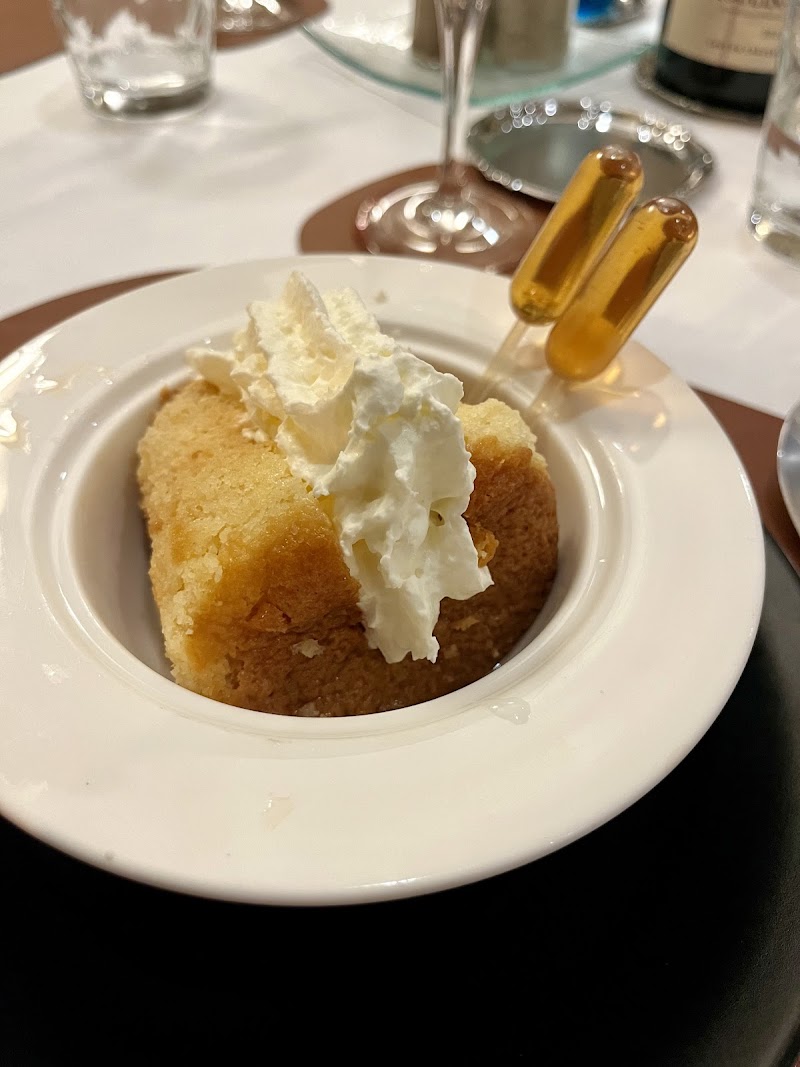 Restaurant Le Valerianne à Courbevoie, France