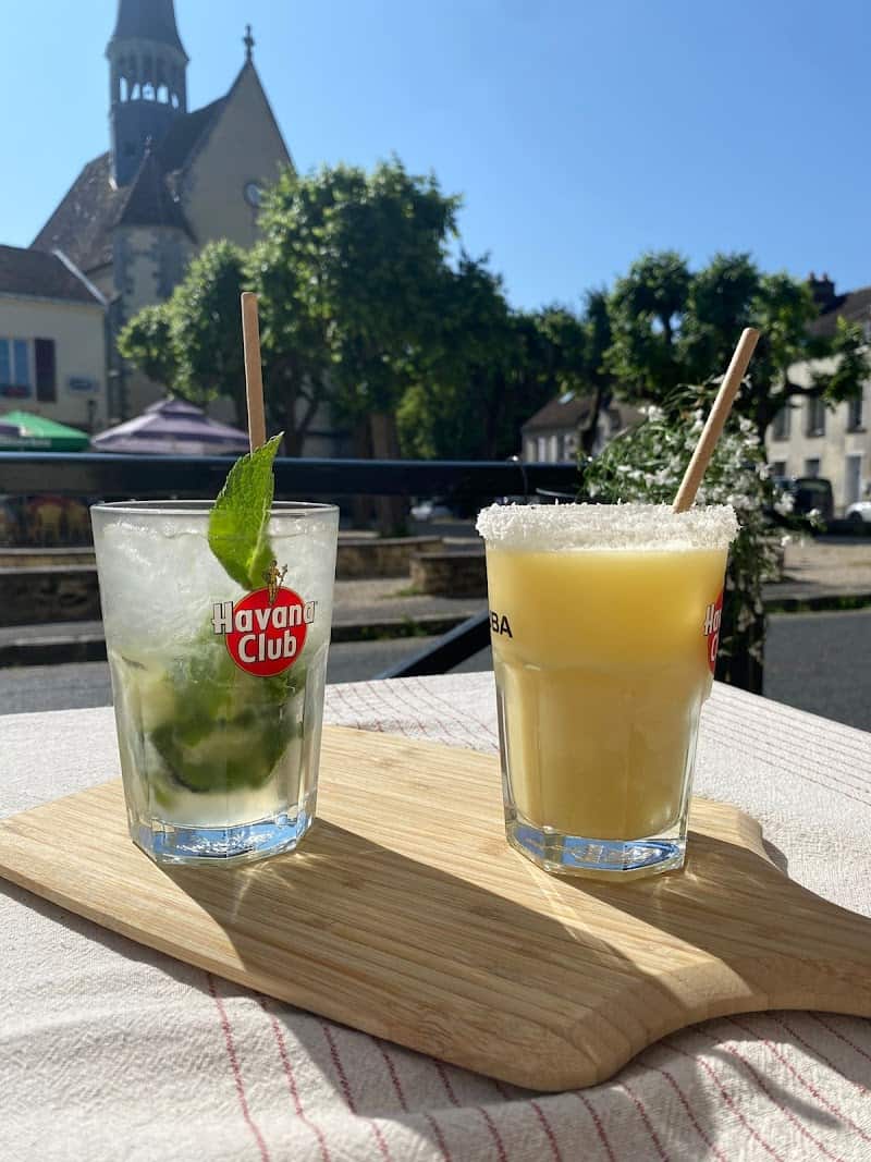 Restaurant Le Villarceau à Lésigny, France