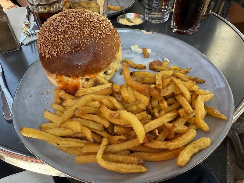 Restaurant Le Wilson Levallois à Levallois-Perret, France