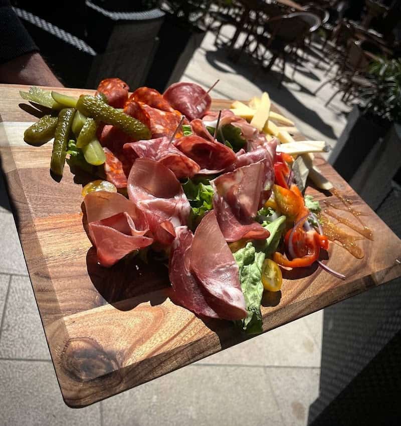 Restaurant Le XIX – Bar à tapas à Orange, France