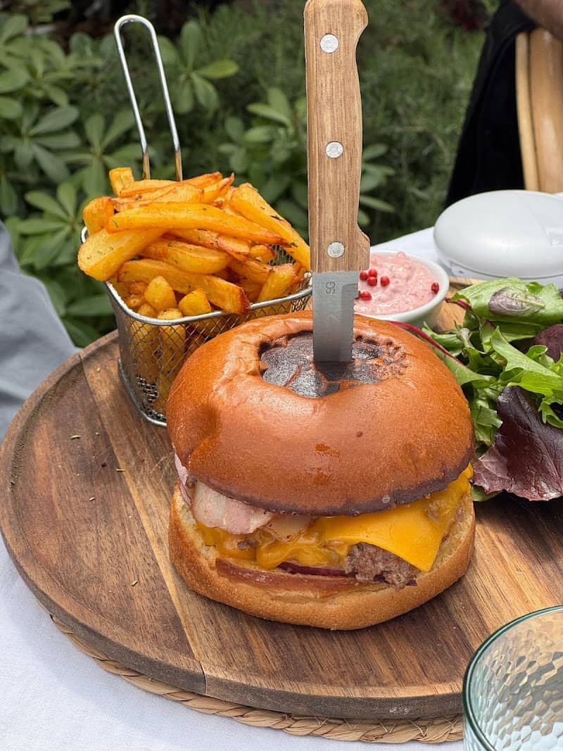 Restaurant LeChat Noble à La Colle-sur-Loup, France