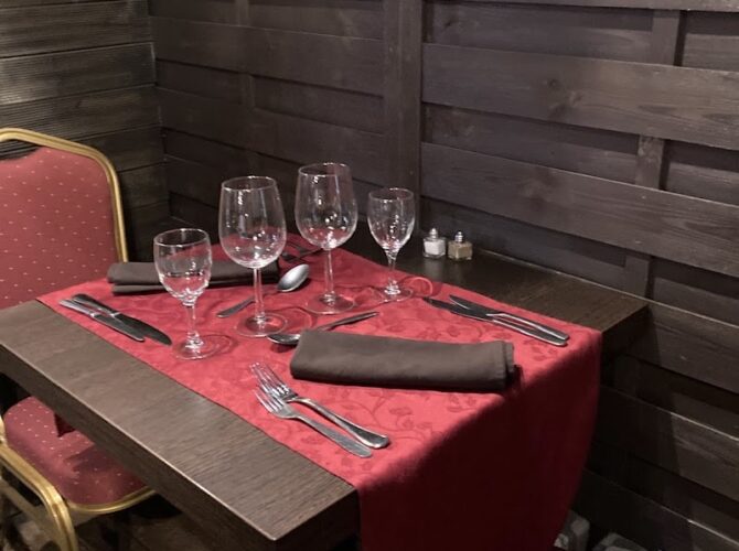 Restaurant L’Emaillerie à Saint-Denis, France