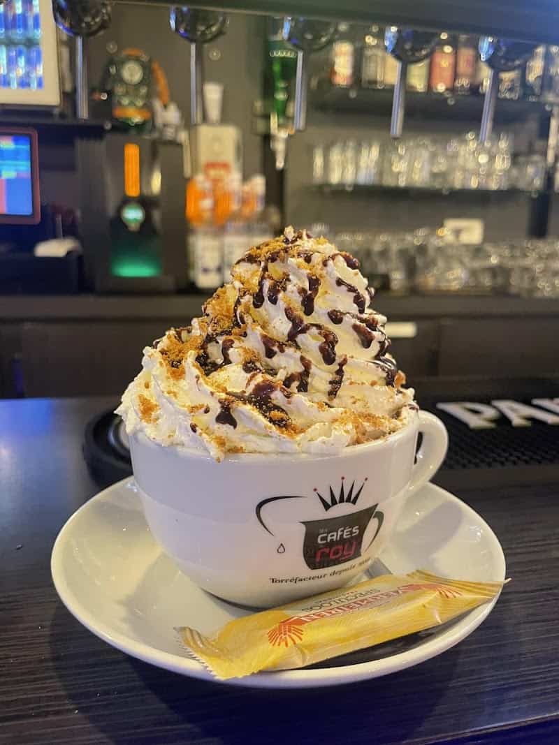 Restaurant l’Entracte café à Caudry, France